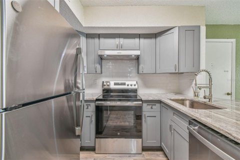 Condominio en venta en New Port Richey, Florida, 2 dormitorios, 101.08 m2 № 1855895 - foto 7