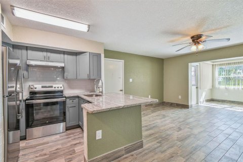 Condominio en venta en New Port Richey, Florida, 2 dormitorios, 101.08 m2 № 1855895 - foto 9