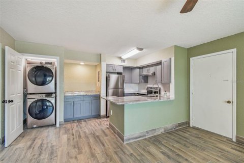 Condominio en venta en New Port Richey, Florida, 2 dormitorios, 101.08 m2 № 1855895 - foto 13
