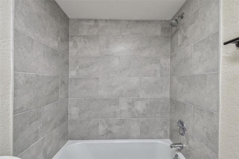 Condominio en venta en New Port Richey, Florida, 2 dormitorios, 101.08 m2 № 1855895 - foto 28