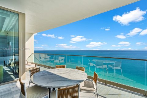 Condo in Sunny Isles Beach, Florida, 4 bedrooms  № 2082538 - photo 28