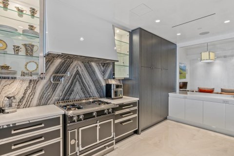 Condo in Sunny Isles Beach, Florida, 4 bedrooms  № 2082538 - photo 16