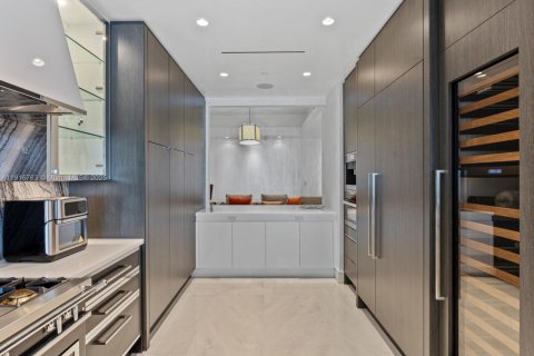 Condo in Sunny Isles Beach, Florida, 4 bedrooms  № 2082538 - photo 15