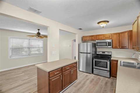 Villa ou maison à vendre à Saint Petersburg, Floride: 3 chambres, 116.96 m2 № 2207267 - photo 4