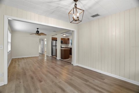 Villa ou maison à vendre à Saint Petersburg, Floride: 3 chambres, 116.96 m2 № 2207267 - photo 12
