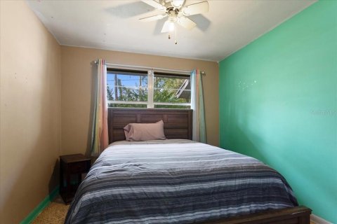 House in Gainesville, Florida 4 bedrooms, 130.43 sq.m. № 2133944 - photo 17