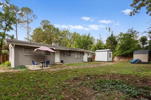 House in Gainesville, Florida 4 bedrooms, 130.43 sq.m. № 2133944 - photo 22