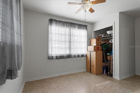 House in Gainesville, Florida 4 bedrooms, 130.43 sq.m. № 2133944 - photo 20