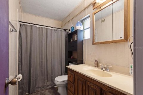 House in Gainesville, Florida 4 bedrooms, 130.43 sq.m. № 2133944 - photo 16