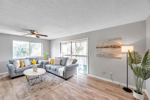 Condo in Tampa, Florida, 2 bedrooms  № 1531958 - photo 13