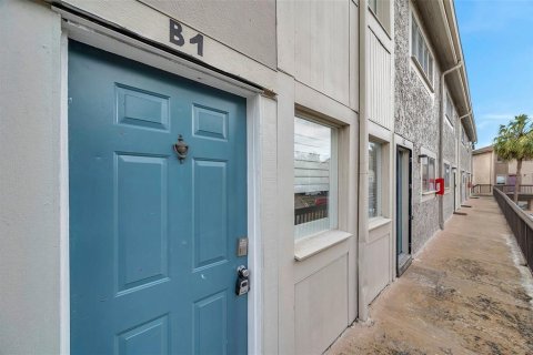 Condo in Tampa, Florida, 2 bedrooms  № 1531958 - photo 6