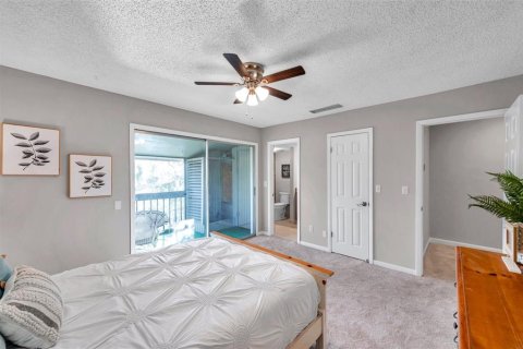 Condo in Tampa, Florida, 2 bedrooms  № 1531958 - photo 26
