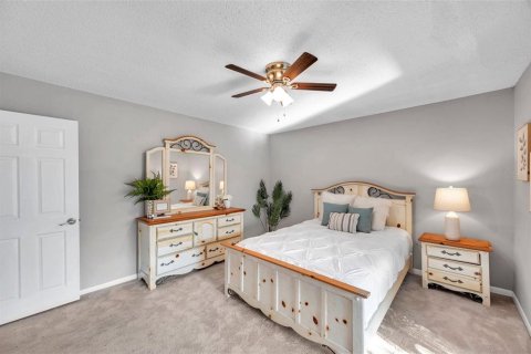 Condo in Tampa, Florida, 2 bedrooms  № 1531958 - photo 25