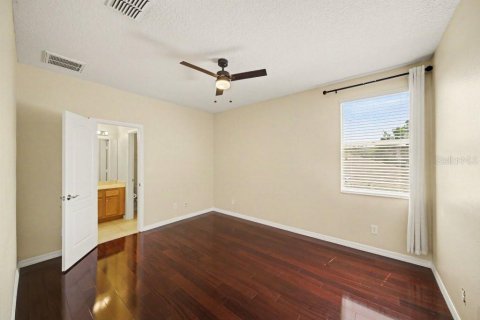 House in Tampa, Florida 5 bedrooms, 389.07 sq.m. № 2222787 - photo 25