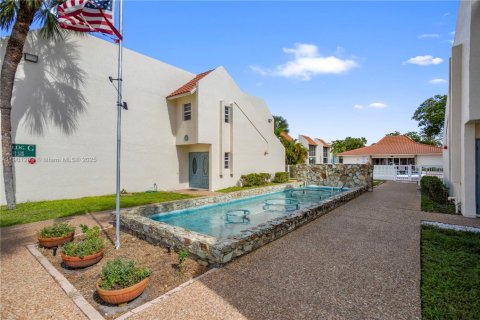 Купить кондоминиум в Дирфилд-Бич, Флорида 1 спальня, 74.32м2, № 1953338 - фото 22