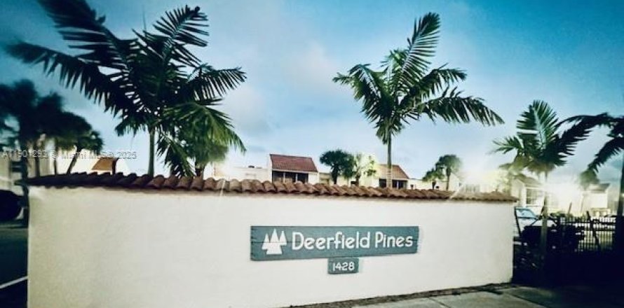 Condo in Deerfield Beach, Florida, 1 bedroom  № 1953338