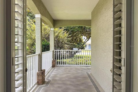 Casa en venta en Eustis, Florida, 4 dormitorios, 220.55 m2 № 2167587 - foto 5