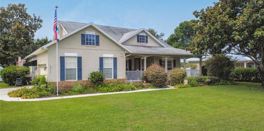 Casa en Eustis, Florida 4 dormitorios, 220.55 m2 № 2167587