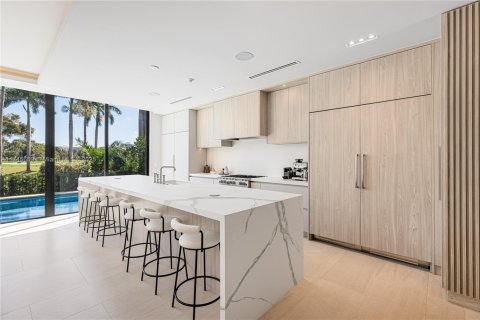 Casa en venta en Miami Beach, Florida, 4 dormitorios, 312.8 m2 № 1863339 - foto 6