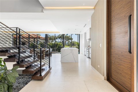 Casa en venta en Miami Beach, Florida, 4 dormitorios, 312.8 m2 № 1863339 - foto 4
