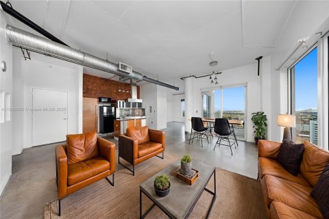 Copropriété à louer à Miami, Floride: 2 chambres, 85.93 m2 № 1948205 - photo 3