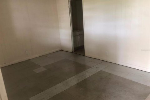 Appartement à louer à Lake Wales, Floride: 1 chambre, 50.54 m2 № 1750841 - photo 2