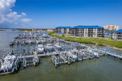 Condo in New Smyrna Beach, Florida, 2 bedrooms № 2228011