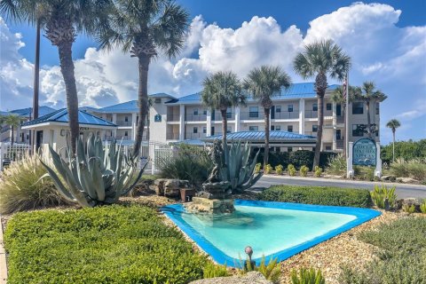 Condo in New Smyrna Beach, Florida, 2 bedrooms  № 2228011 - photo 5