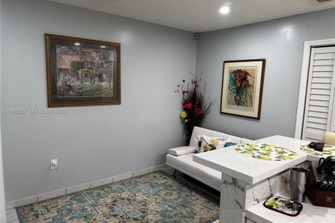 Купить таунхаус в Майами, Флорида 2 спальни, 104.42м2, № 2023945 - фото 21