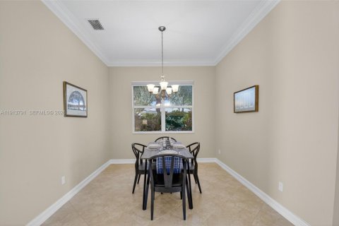 House in Boynton Beach, Florida 3 bedrooms, 150.04 sq.m. № 2057741 - photo 4