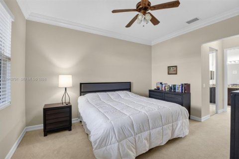 House in Boynton Beach, Florida 3 bedrooms, 150.04 sq.m. № 2057741 - photo 9