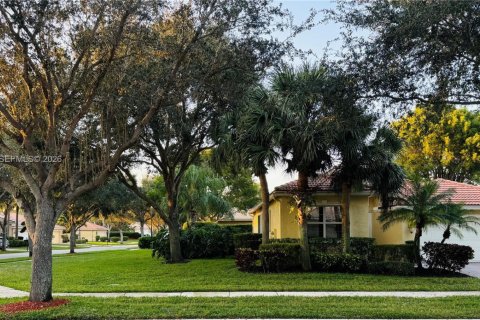 House in Boynton Beach, Florida 3 bedrooms, 150.04 sq.m. № 2057741 - photo 2