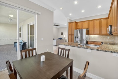 House in Boynton Beach, Florida 3 bedrooms, 150.04 sq.m. № 2057741 - photo 8