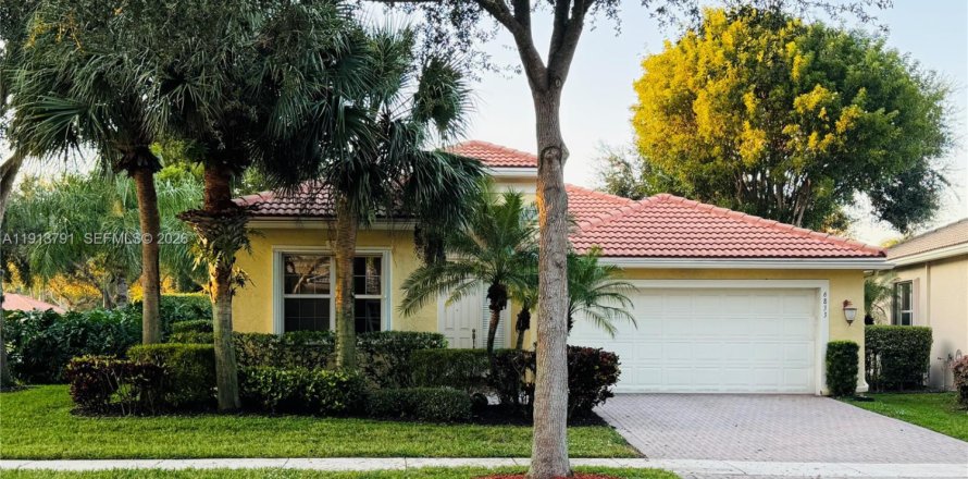 House in Boynton Beach, Florida 3 bedrooms, 150.04 sq.m. № 2057741