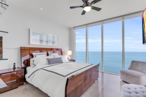 Copropriété à louer à Sunny Isles Beach, Floride: 2 chambres, 148.83 m2 № 1465477 - photo 14