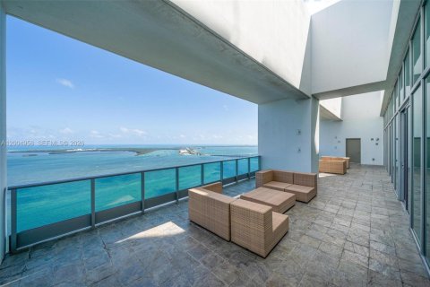 Купить кондоминиум в Майами, Флорида 2 спальни, 135.64м2, № 2091340 - фото 21