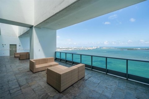 Купить кондоминиум в Майами, Флорида 2 спальни, 135.64м2, № 2091340 - фото 24