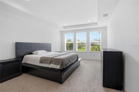 Villa ou maison à vendre à Wesley Chapel, Floride: 6 chambres, 388.42 m2 № 2142297 - photo 20
