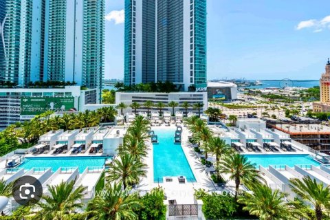 Studio à Condo à Miami, Floride № 2059282