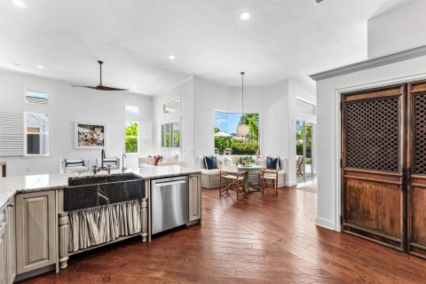 Villa ou maison à vendre à Wellington, Floride: 6 chambres, 410.63 m2 № 2419395 - photo 15