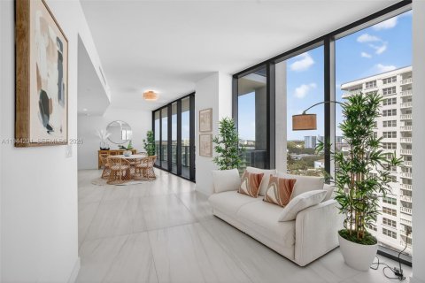 Condo in Pompano Beach, Florida, 4 bedrooms  № 2027323 - photo 24