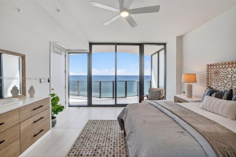 Condo in Pompano Beach, Florida, 4 bedrooms  № 2027323 - photo 6