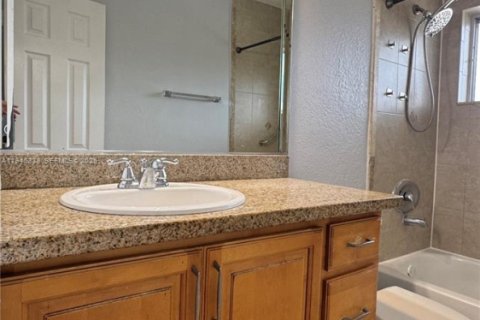 Condominio en venta en Miami, Florida, 2 dormitorios, 80.45 m2 № 2002405 - foto 13