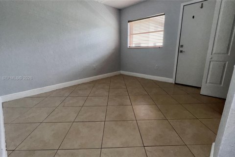 Condominio en venta en Miami, Florida, 2 dormitorios, 80.45 m2 № 2002405 - foto 16