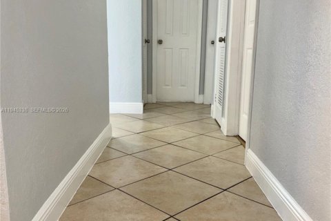 Condominio en venta en Miami, Florida, 2 dormitorios, 80.45 m2 № 2002405 - foto 4