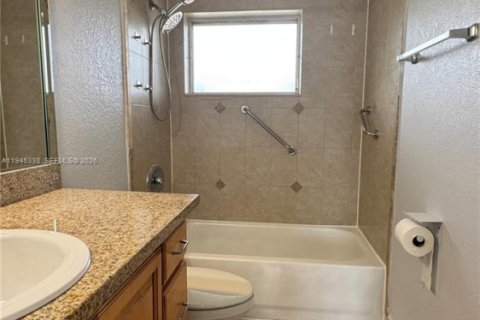 Condominio en venta en Miami, Florida, 2 dormitorios, 80.45 m2 № 2002405 - foto 14