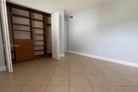 Condominio en venta en Miami, Florida, 2 dormitorios, 80.45 m2 № 2002405 - foto 18
