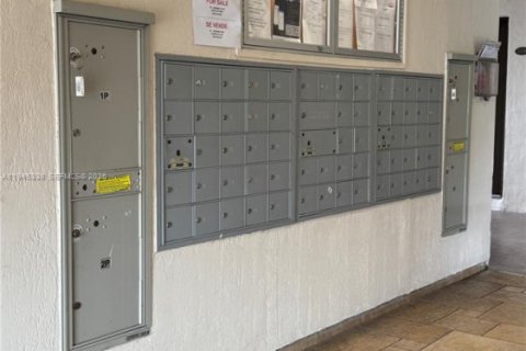 Condominio en venta en Miami, Florida, 2 dormitorios, 80.45 m2 № 2002405 - foto 27