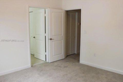 Adosado en venta en Homestead, Florida, 3 dormitorios, 133.97 m2 № 2432018 - foto 10