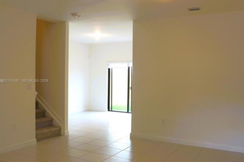 Adosado en venta en Homestead, Florida, 3 dormitorios, 133.97 m2 № 2432018 - foto 3